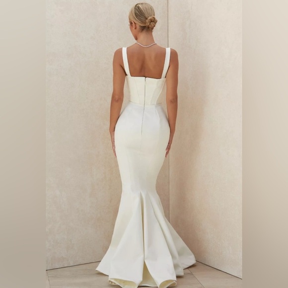 HOUSE OF CB 'Francoise' Ivory Balconette Corset Bridal Gown/Size S - Picture 2 of 6